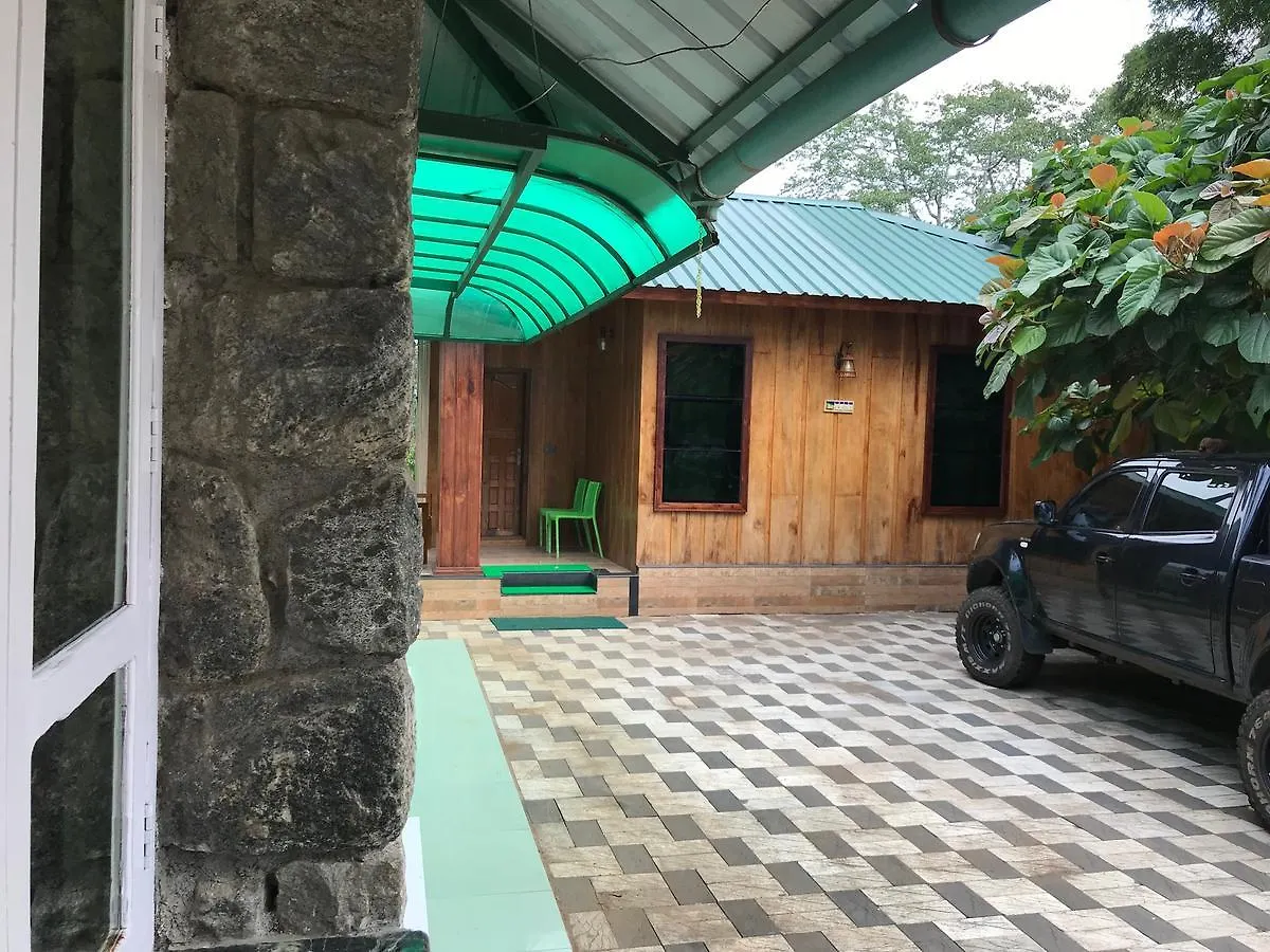 Hotel Wyte Mist Mountain Club Munnar Resort