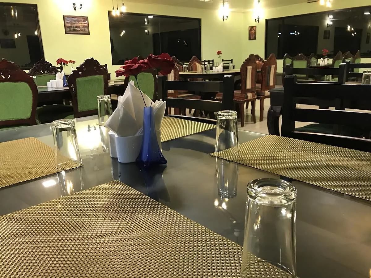 Hotel Wyte Mist Mountain Club Munnar Resort