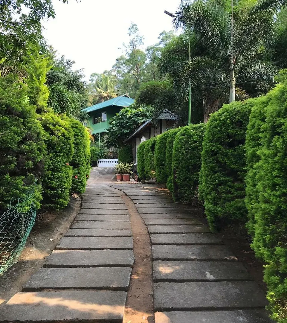 Hotel Wyte Mist Mountain Club Munnar Indien