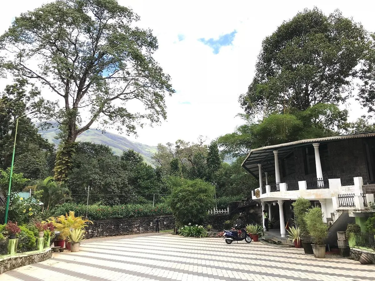 Wyte Mist Mountain Club Hotel Munnar 3*,
