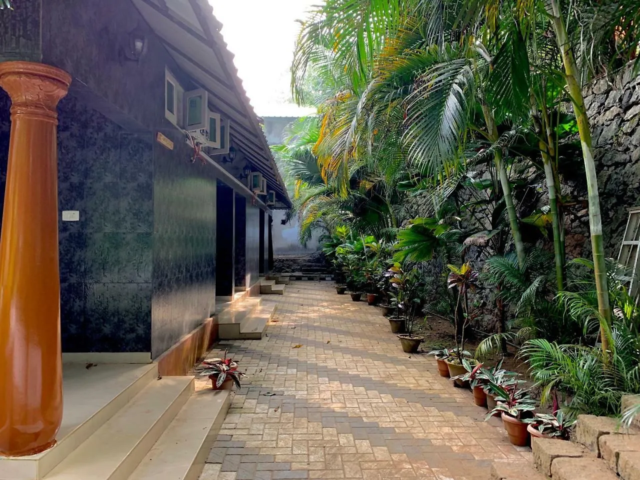 Wyte Mist Mountain Club Hotel Munnar Resort